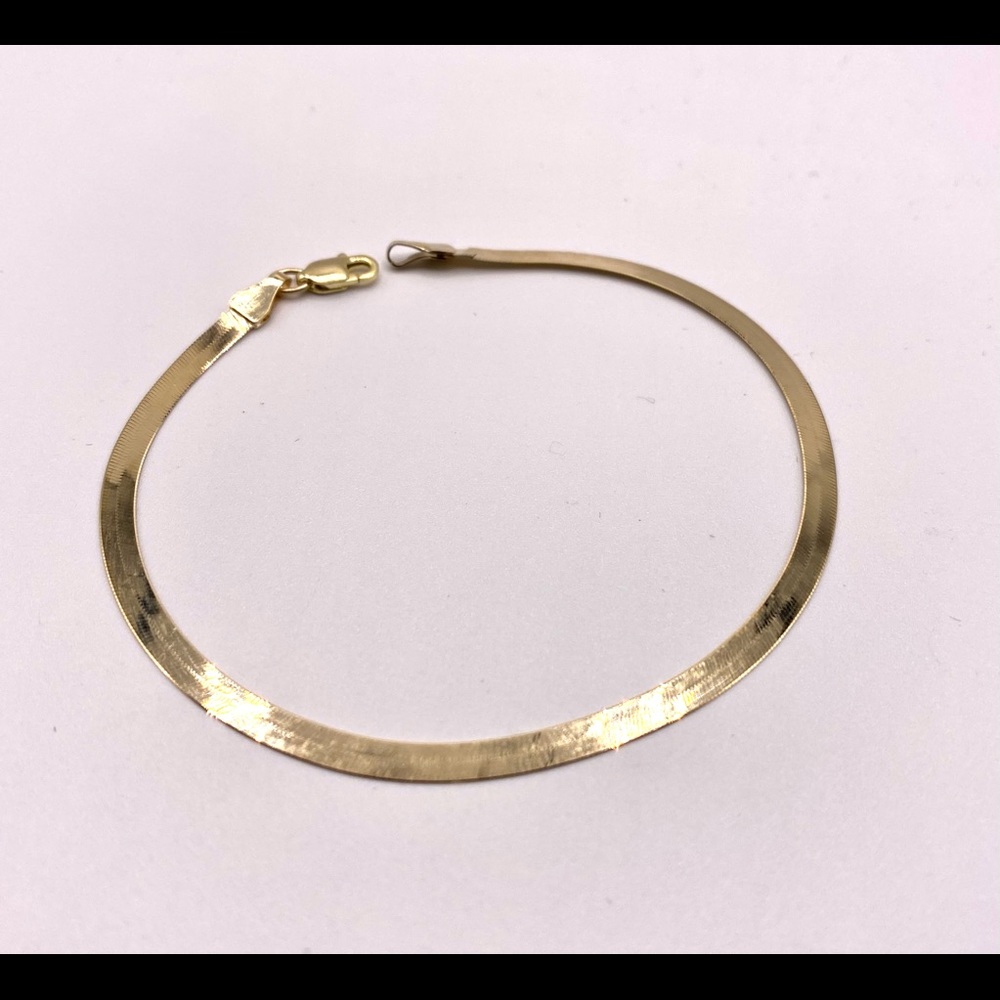 10K Gold Solid Herringbone Bracelet
